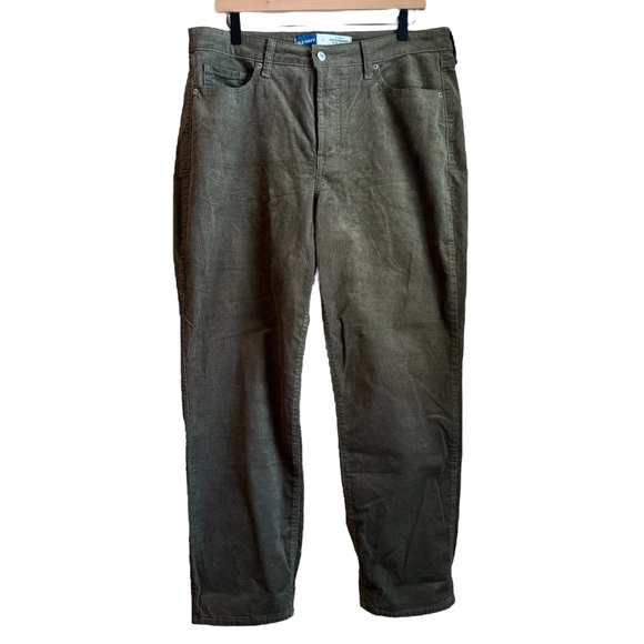 BNWOT Old Navy OG High Waisted Corduroy Straight Pants in Olive - Picture 3 of 8